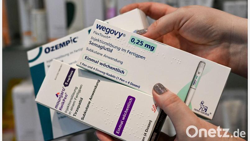 Nach dem Absetzen von Abnehmspritzen nehmen Patienten schnell wieder zu. (Symbolbild) Bild: Jens Kalaene/dpa