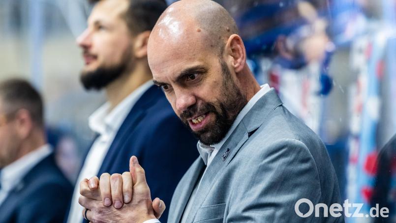 Alan Letang, der neue Trainer der Blue Devils Weiden, stärkte seinem in der Kritik stehenden Goalie Michael McNiven im Interview den Rücken. Bild: Tobias Neubert