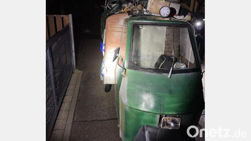 Ein 45-jähriger Mann wurde in Schwandorf mit einem umgebauten dreirädrigen Kleinkraftrad von der Polizei gestoppt. Die Betriebserlaubnis war erloschen. Symbolbild: Polizei Schwandorf