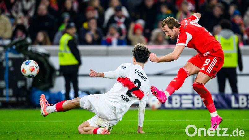 Der FC Bayern mit Torjäger Harry Kane trifft am 19. April wieder auf den VfB Stuttgart. (Archivbild) Bild: Tom Weller/dpa