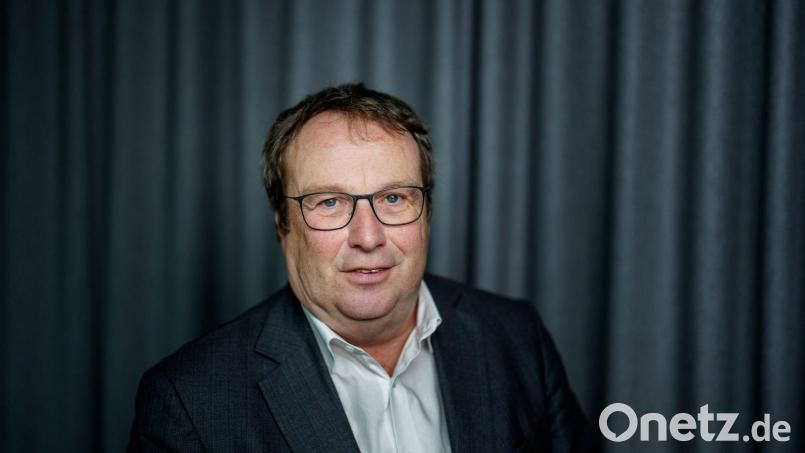 Ist gegen einen neuen Tankrabatt: NRW-Minister Krischer Bild: Michael Kappeler/dpa