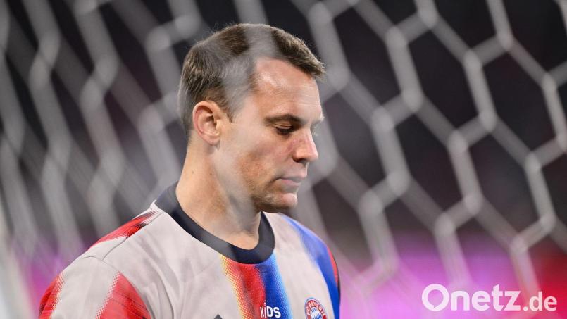 Manuel Neuer musste nach 45 Minuten wieder angeschlagen raus. Bild: Harry Langer/dpa