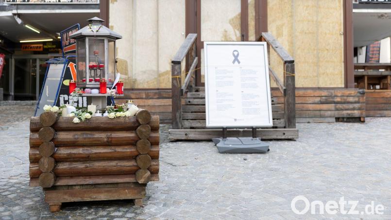 Nach der Brandkatastrophe in Crans-Montana wird Pyrotechnik in öffentlich zugänglichen Räumen in der Schweiz verboten. (Archivbild) Bild: Cyril Zingaro/KEYSTONE/dpa