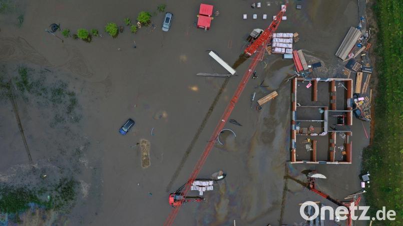 In Offingen standen im Juni 2024 große Flächen unter Wasser. Archivbild: Karl-Josef Hildenbrand/dpa