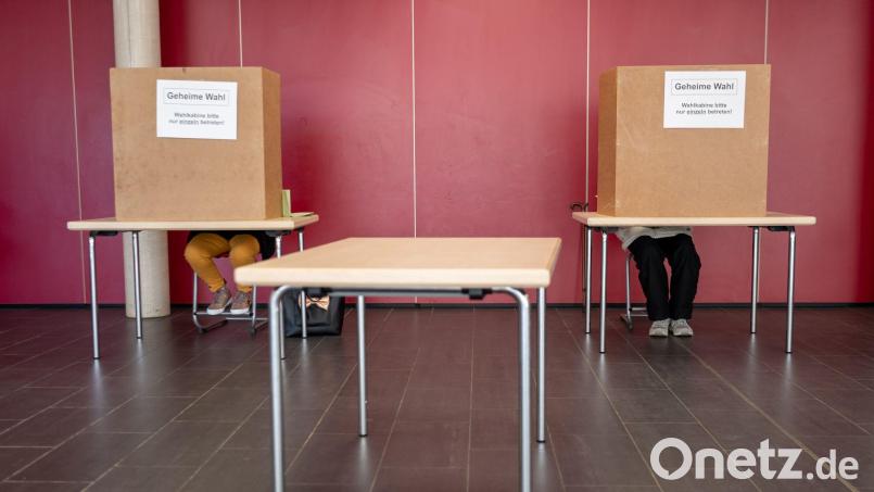Die Kommunalwahl stößt auf Interesse. Bild: Peter Kneffel/dpa