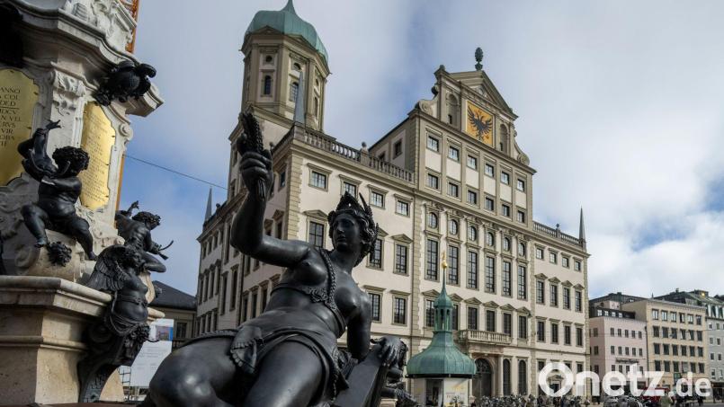 In Augsburg muss in der Stichwahl entschieden werden, wer Chefin oder Chef im Rathaus wird. (Archivbild) Bild: Stefan Puchner/dpa