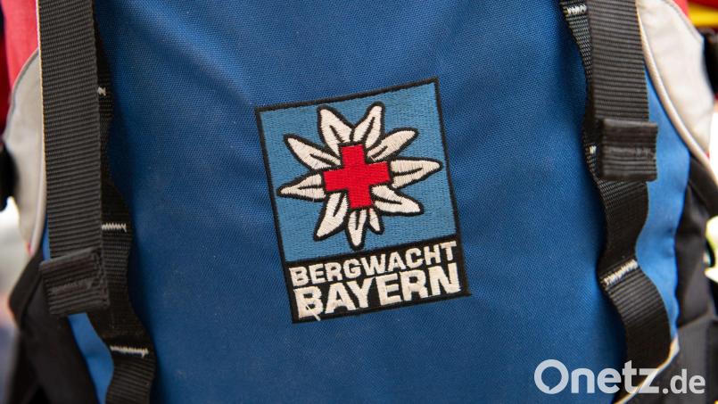 Die Bergwacht rückte gemeinsam mit der Polizei aus. Symbolbild: Sven Hoppe/dpa