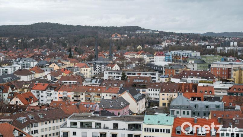 Bleibt Thomas Ebersberger Bayreuths OB? Oder setzt sich Andreas Zippel in der Stichwahl durch? (Symbolbild) Bild: Daniel Vogl/dpa