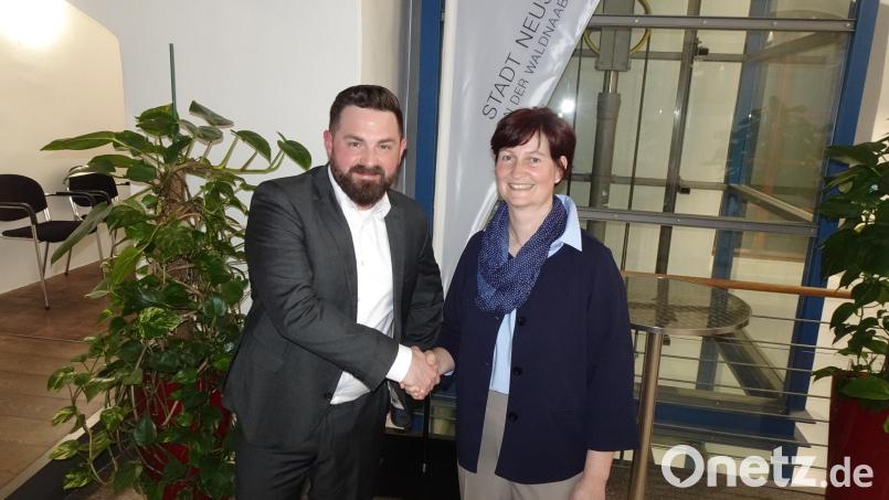 Es wird spannend am 22. März im Rathaus Neustadt/WN, wenn Sebastian Giering und Tanja Kippes in die Stichwahl um den Bürgermeisterposten gehen. Bild: ui