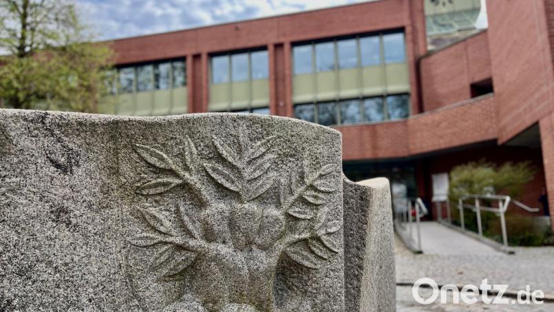 Die Stadtratswahl Weiden ist ausgezählt. Im Neuen Rathaus stellt die CSU laut vorläufigem Ergebnis die stärkste Fraktion. Archivbild: Gabi Schönberger