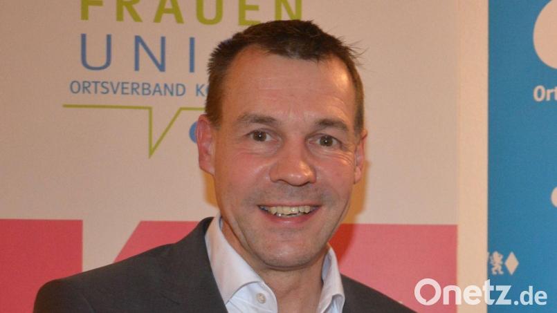 Andreas Malzer hat Grund zur Freude: Er muss nicht in die Stichwahl. Der CSU-Kandidat holte auf Anhieb mehr als 50 Prozent der Stimmen in Konnersreuth. Archivbild: jr