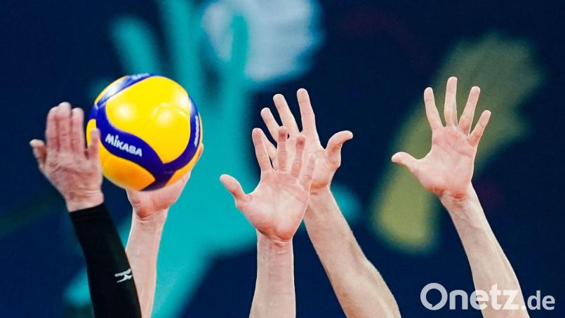 Die bayerischen Volleyball-Bundesligisten Herrsching und Unterhaching fusionieren. (Symbolbild) Bild: Uwe Anspach/dpa