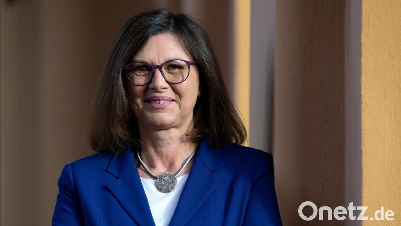 Auf Social-Media werde angefeindet, gehetzt und sehr viel Desinformation betrieben, sagte die bayerische Landtagspräsidentin Ilse Aigner. (Archivbild) Bild: Sven Hoppe/dpa