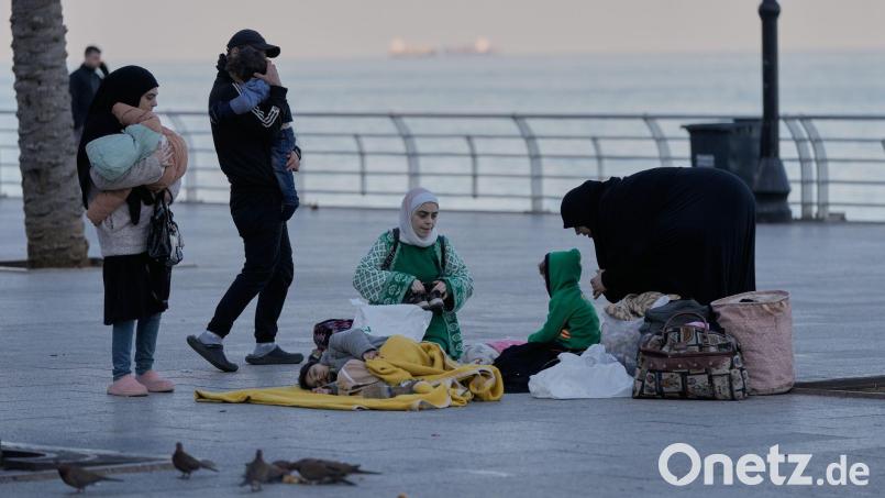 Im Libanon treibt der Krieg erneut Hunderttausende Menschen aus ihren Wohngebieten. Bild: Bilal Hussein/AP/dpa