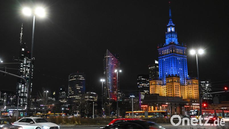 Polen hat als eins der ersten europäischen Länder ein Gremium eingesetzt, um die Dokumente zum Missbrauchsring von Jeffrey Epstein auf polnische Spuren zu durchforschen. (Archivbild) Bild: Radek Pietruszka/PAP/dpa