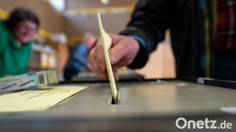 Innerhalb der nächsten drei Monate müssen die Wahlberichtigten in Hiltpoltstein nun wieder einen Bürgermeister wählen. (Symbolbild) Bild: Pia Bayer/dpa