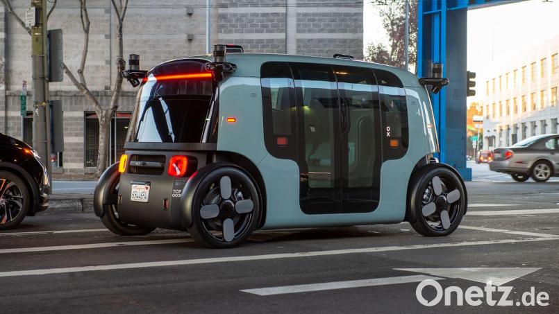 Die Wagen von Zoox haben weder Lenkrand, noch Pedale. Bild: Andrej Sokolow/dpa