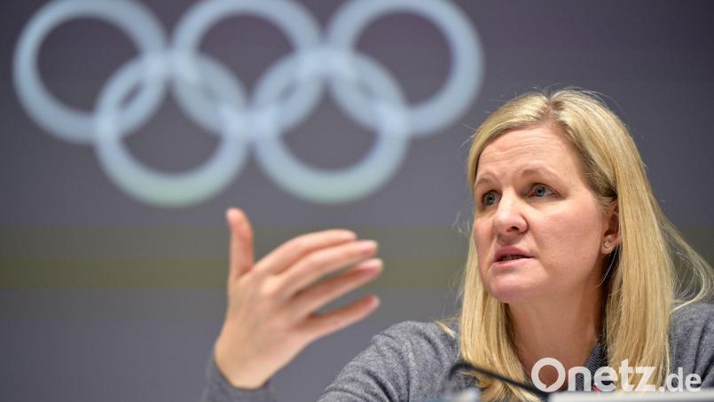 Nach Meinung vieler iranischer Sportler soll IOC-Präsidentin Kirsty Coventry die Auflösung des Iranischen Olympischen Komitees erwägen. (Archivbild) Bild: Peter Kneffel/dpa