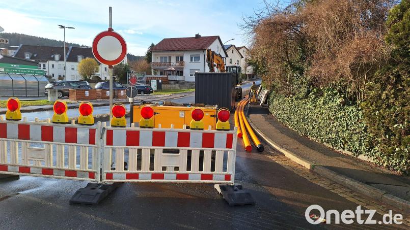 Eine der ersten Straßenbaustellen im Landkreis Schwandorf befindet sich in diesem Jahr in Nabburg im Bereich der Pfandelstraße (SAD 28). Bild: bl