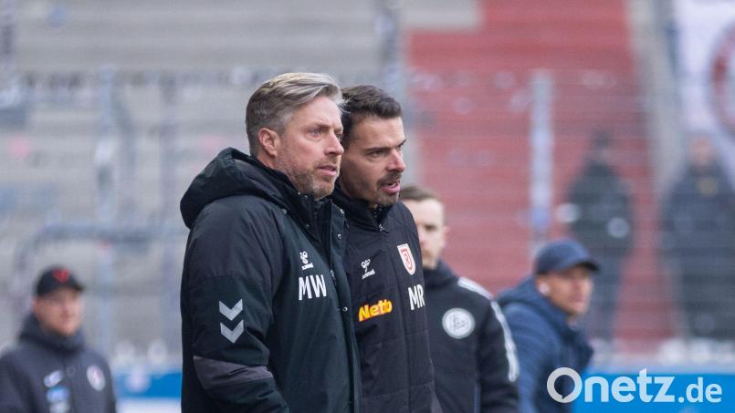 Nach dem abrupten Abgang von Michael Wimmer ist nun Munier Raychouni (rechts) der Boss auf der Jahn-Bank. Bild: Sascha Janne