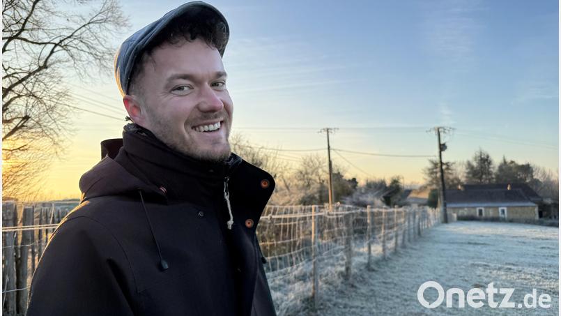 Glücklich im Garten zu jeder Jahreszeit: Matthias Hautmann aus Warmersdorf (Landkreis Schwandorf) hat sich 2022 beruflich verändert und als Permakultur-Designer selbstständig gemacht. Bild: Hautmann