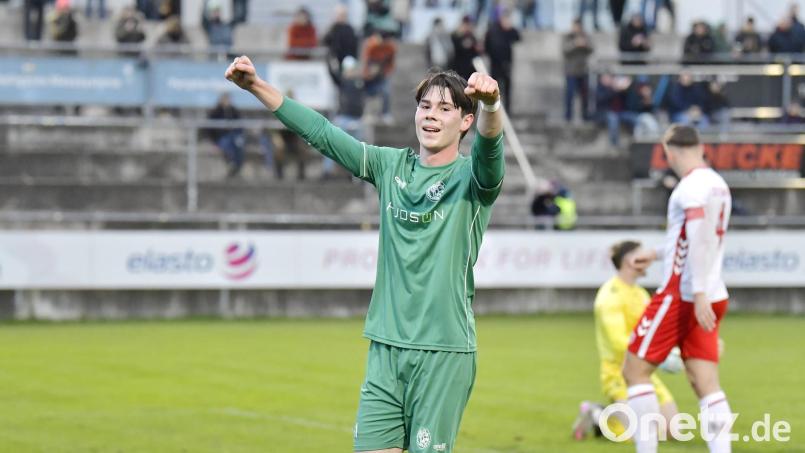 Konstantin Plankl erzielte sechs Minuten vor dem Ende den Siegtreffer für die DJK Gebenbach. Archivbild: Hubert Ziegler