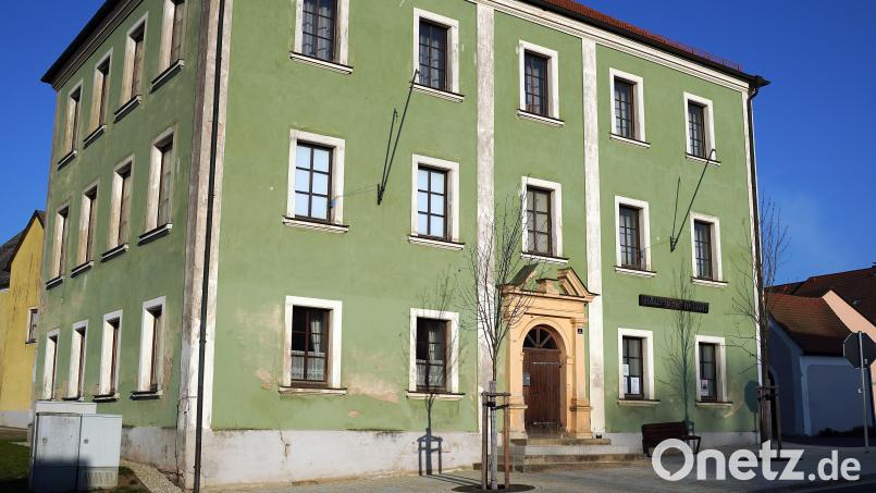 Das Haus der Heimat in Pressath soll noch in diesem Jahr saniert werden. Bild: jma