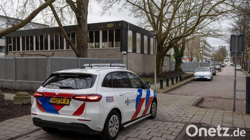 Die Niederlande reagieren empört auf den Anschlag auf eine jüdische Schule in Amsterdam. Bild: Michel Van Bergen/ANP/dpa