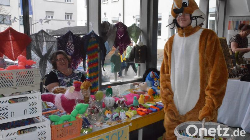 Einmal pro Stunde war der Osterhase unterwegs. Bild: Kunz