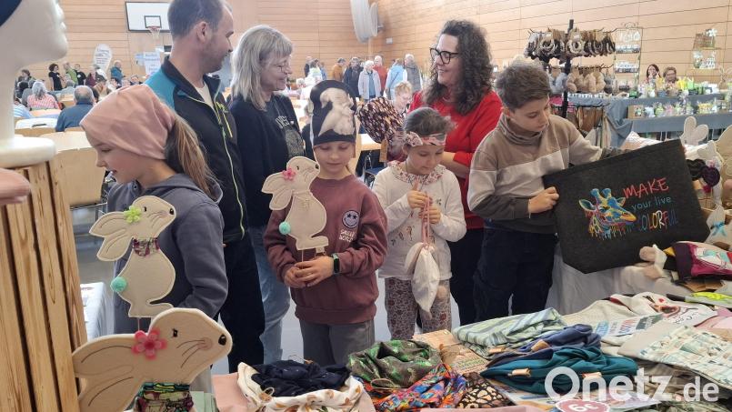 Ostern kommt bald. Da sind Angebote für die ganze Familie interessant. Bild: jua