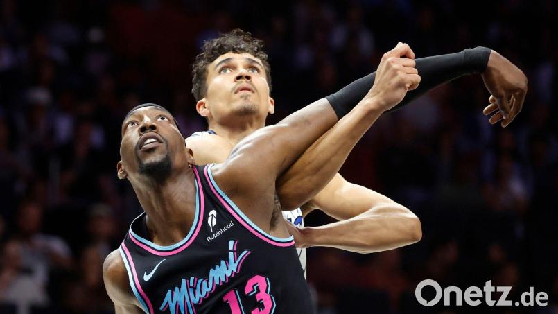 Tristan da Silva (r.) erzielte elf Punkte beim Sieg gegen Miami. Bild: Rhona Wise/AP/dpa