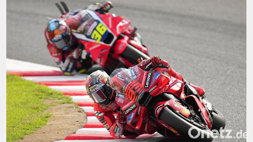 Marc Márquez und Joan Mir fahren erst zu einem späteren Zeitpunkt in Katar. Bild: Hiro Komae/AP/dpa