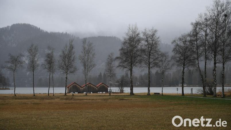 Trübe Aussichten: In Bayern werden Wolken und Regen erwartet - und in höheren Lagen Schnee. Bild: Felix Hörhager/dpa