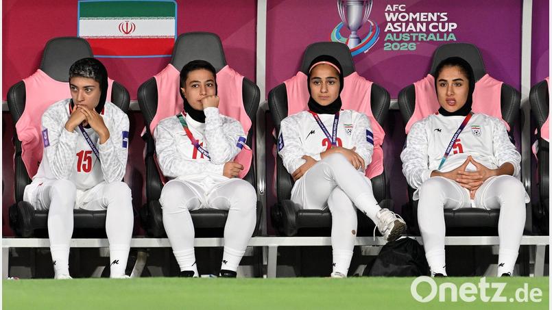 Mittlerweile sind fünf Fußballerinnen aus dem Iran trotz Asyls aus Australien abgereist. (Archivfoto) Bild: Dave Hunt/AAP/dpa