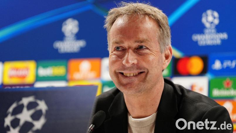 Bayer-Coach Kasper Hjulmand erwartet, dass sich seine Mannschaft in London steigert. Bild: Bradley Collyer/PA Wire/dpa
