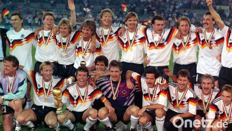 Einige Weltmeister von 1990 trauen der DFB-Auswahl auch dieses Jahr einen WM-Coup zu. (Archivbild) Bild: Frank Leonhardt/dpa
