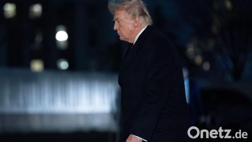 Fliegt er nach China oder nicht? US-Präsident Donald Trump. Bild: Jose Luis Magana/AP/dpa