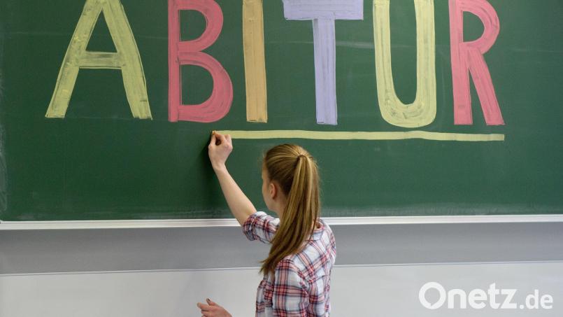 Am 22. April beginnen in Bayern die Abiturprüfungen. Die Schülerinnen und Schüler hatten dafür wieder neun Jahre Zeit, den Stoff zu lernen. Symbolbild: Tobias Kleinschmidt