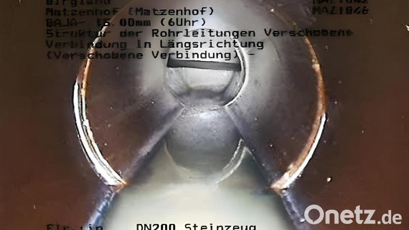 Das Bild der Kanalkamera zeigt hier eine verschobene Verbindung im Längsbereich der Rohrleitung in Matzenhof. Bild: Ingenieurbüro Renner und Hartmann