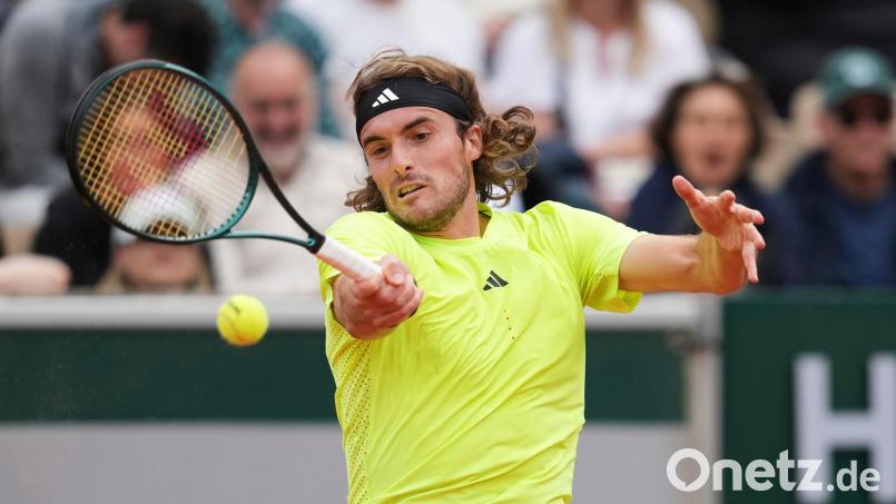Stefanos Tsitsipas schlägt erstmals in München auf. (Archivbild) Bild: Aurelien Morissard/AP/dpa
