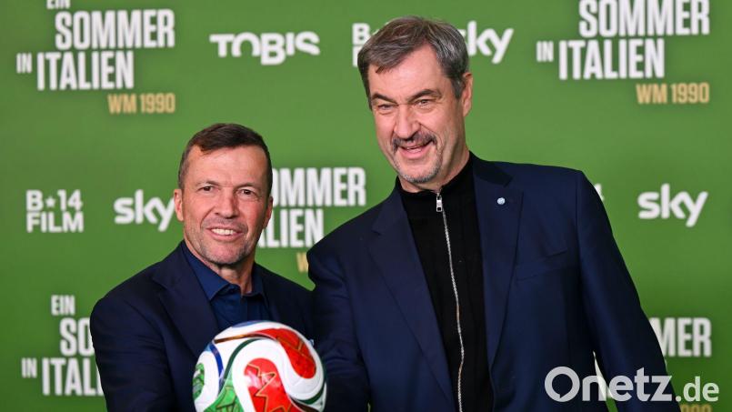 Markus Söder (r) wünscht sich eine unpolitische WM. Bild: Sven Hoppe/dpa