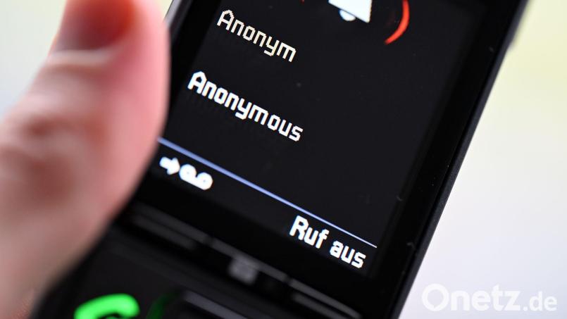 Ein Schwandorfer Arzt wurde beim Online-Kauf eines Satelliten-Kommunikationsgeräts betrogen. Das Gerät wurde nicht geliefert. Symbolbild: Wolf von Dewitz/dpa-Zentralbild/dpa-tmn