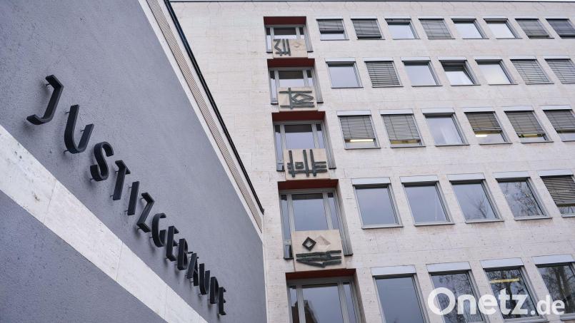 Die Angeklagten hatten die Vorwürfe weitgehend eingeräumt. (Symbolbild) Bild: David-Wolfgang Ebener/dpa