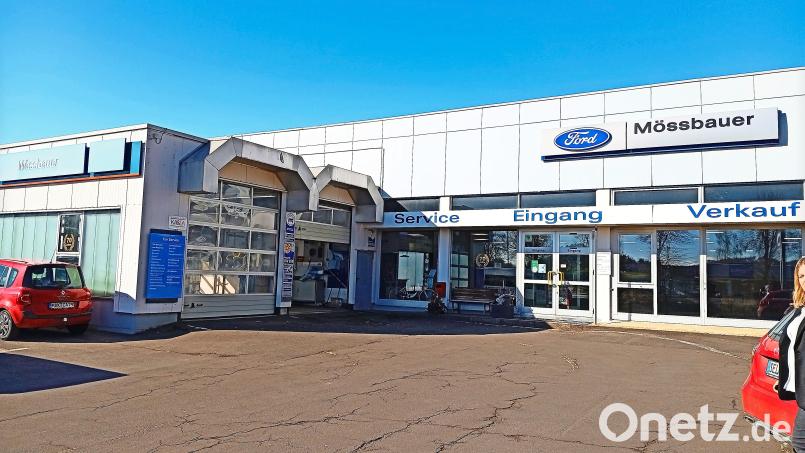 Das Aus für das Autohaus Mössbauer in Waldershof ist beschlossene Sache. Grund und Boden sowie die Gebäude sind verkauft. Bild: fpoz