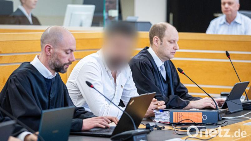 Acht Jahre und sechs Monate Gefängnis: Das fordert die Anklagebehörde für einen mutmaßlich korrupten Staatsanwalt. (Archivbild) Bild: Moritz Frankenberg/dpa