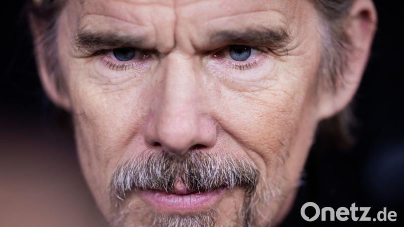 Hawke kommt am 26. März mit dem Film „Blue Moon“ (Regie: Richard Linklater) in die deutschen Kinos. (Archivbild) Bild: Christoph Soeder/dpa