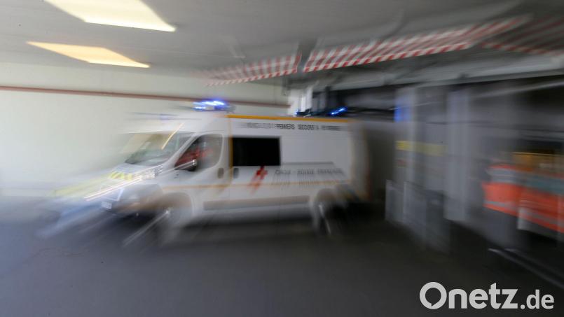 Auch in Frankreich ist ein Mensch im Zusammenhang mit dem Meningitis-Ausbruch in Kent ins Krankenhaus gekommen. (Symbolbild) Bild: David Vincent/AP/dpa