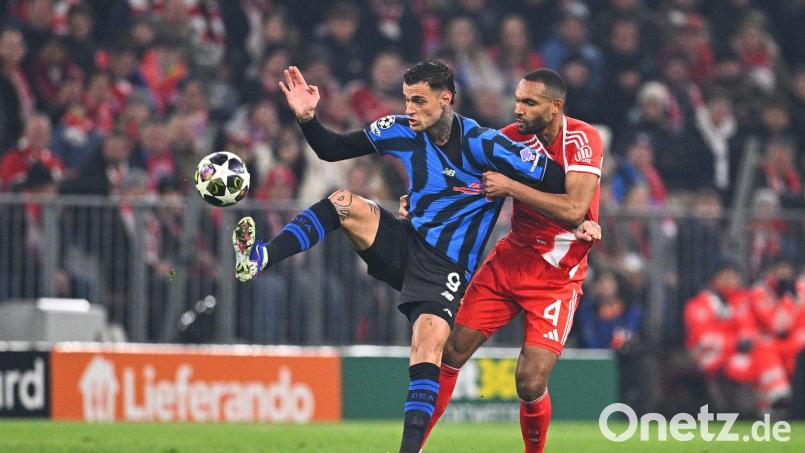 Jonathan Tah (rechts) bot am Mittwochabend im Rückspiel gegen Atalanta Bergamo eine starke Partie. Dennoch wirkt die Bayern-Abwehr nicht immer sattelfest. Bild: Tom Weller/dpa