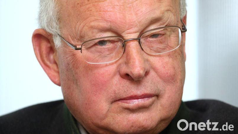 Der frühere Amberger Landgerichtspräsident Josef Auernhammer feiert am Freitag, 20. März, seinen 90. Geburtstag. Archivbild: Wolfgang Steinbacher