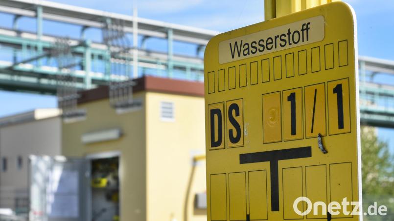 2032 sollen insgesamt 1050 Kilometer Wasserstoff-Leitungen durch ganz Bayern führen. Auch die Oberpfalz sollen die Leitungen kreuzen. Symbolbild: Waltraud Grubitzsch/dpa